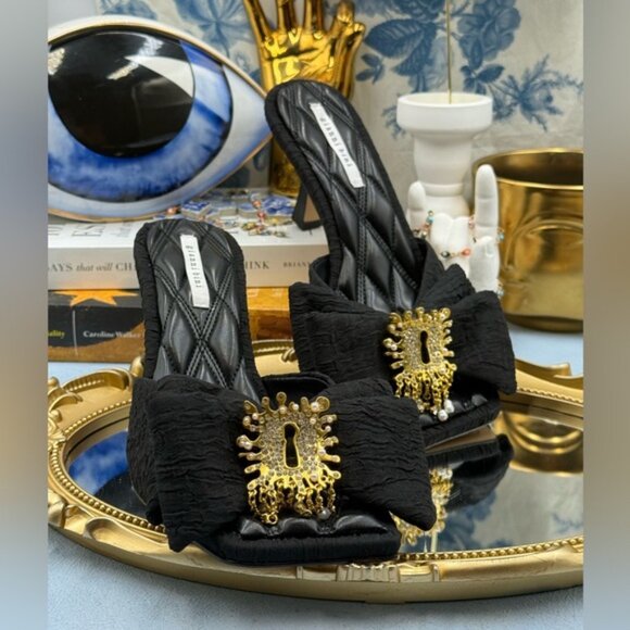 🆕 GIANNI BINI 🧿 NWOB Peeka Surrealist Keyhole Ornament Bow Slide, Black - Sz 8 - Picture 6 of 16